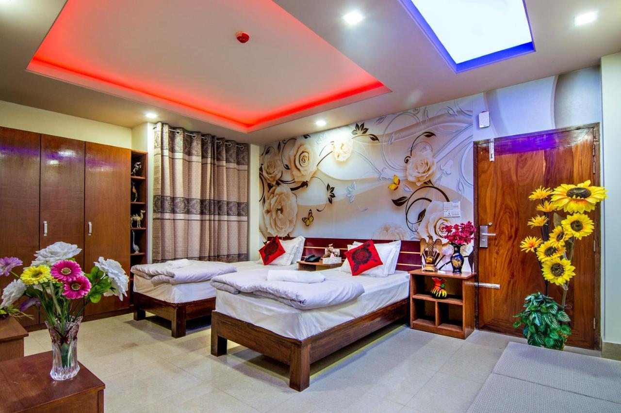 Hotel Pushpo Bilash Khulna Exteriör bild