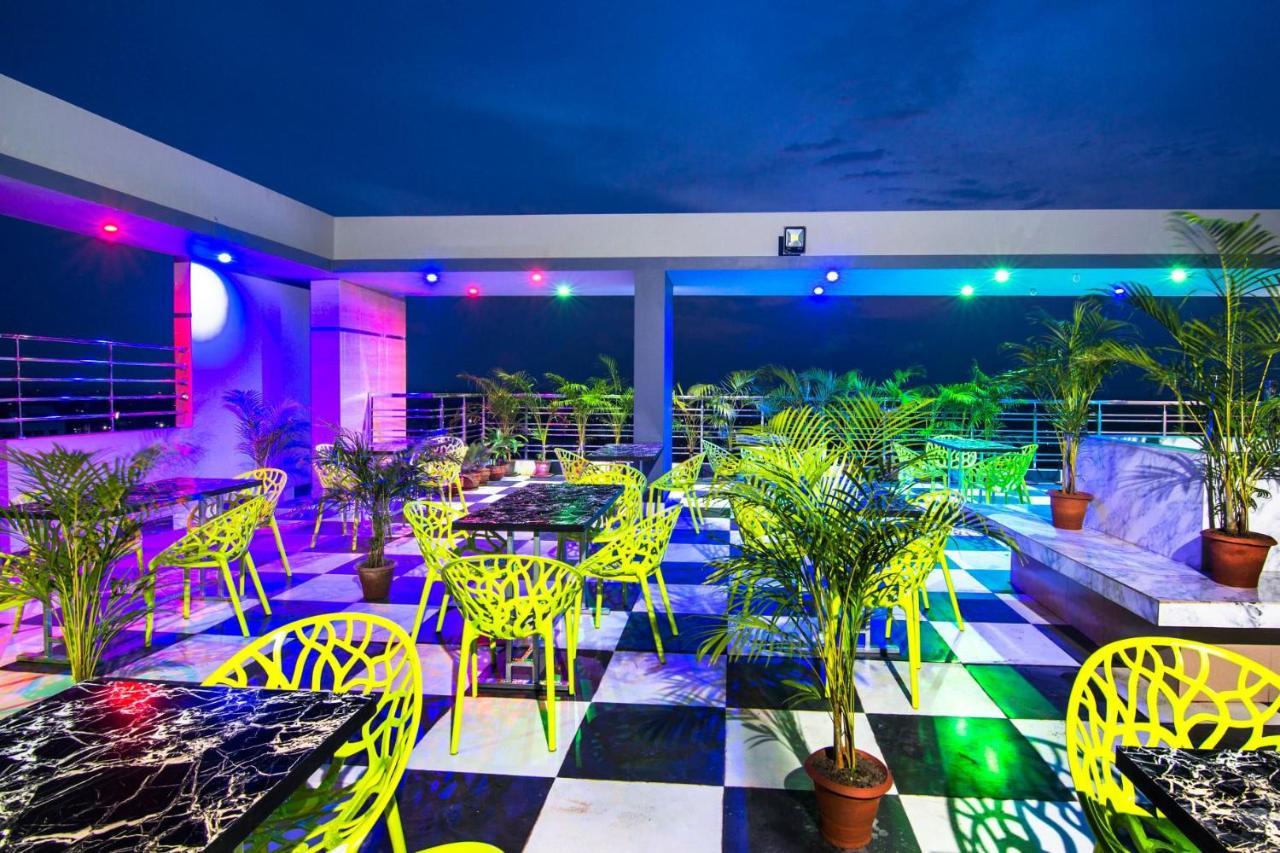 Hotel Pushpo Bilash Khulna Exteriör bild