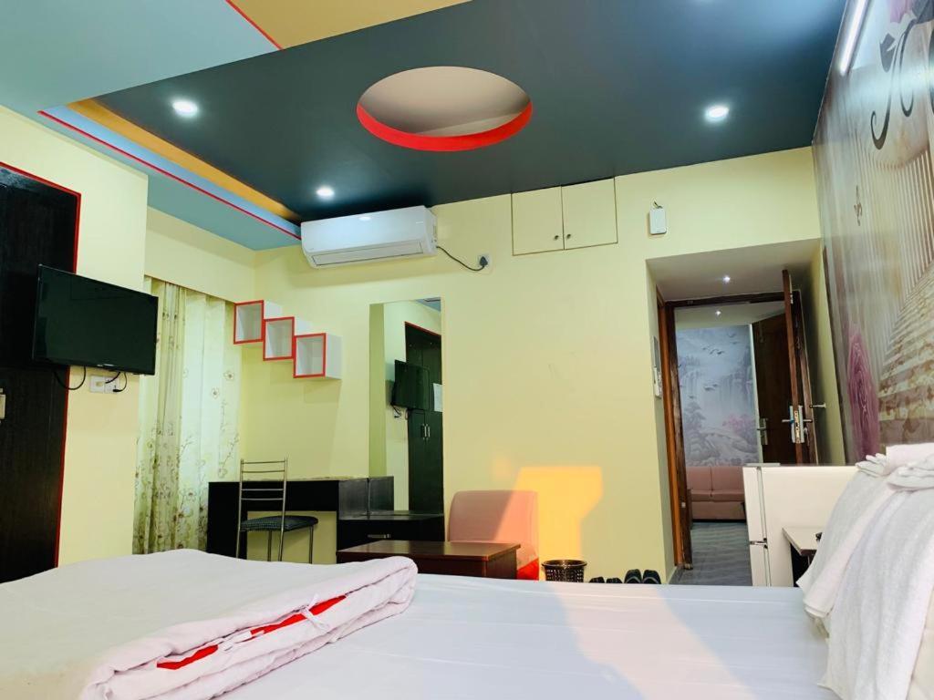 Hotel Pushpo Bilash Khulna Exteriör bild